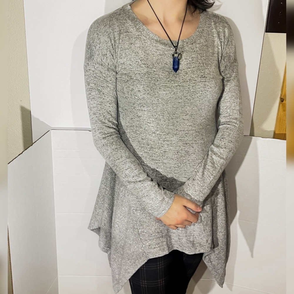 Soft triangle tunic - Picture 3 of 11
